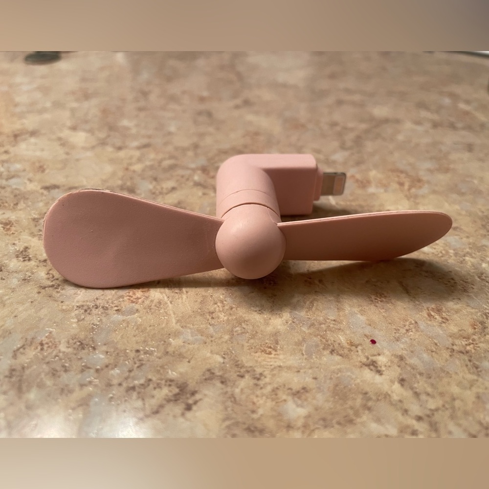 iPhone fan - Light pink